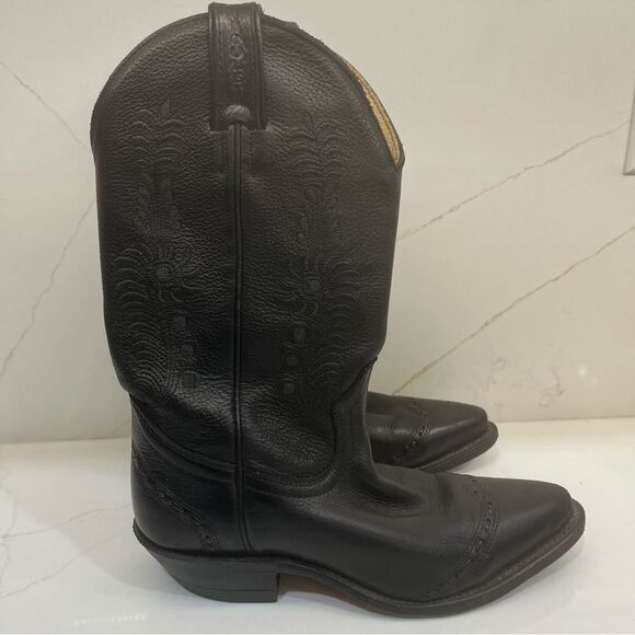 Boulet Elegant Black Embroidered Heeled Boots - Picture 6 of 9